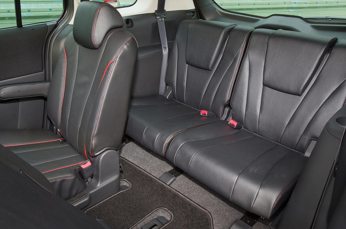 Mazda 5 seats Mazda 5 seats
